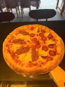 pizza xúc xích bimbim Thạch Thất