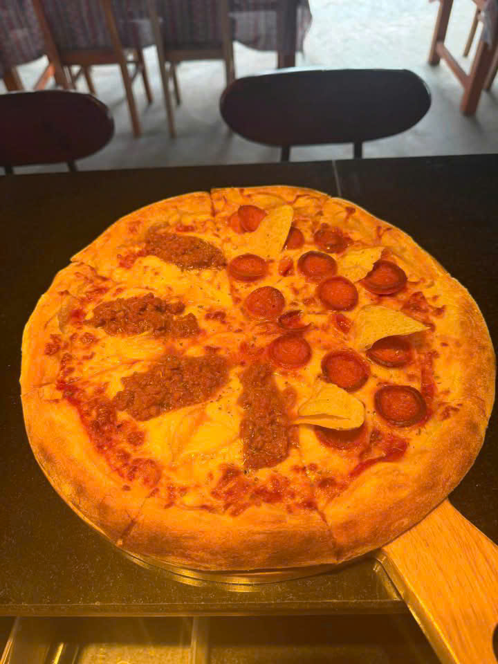 pizza xúc xích bimbim Thạch Thất